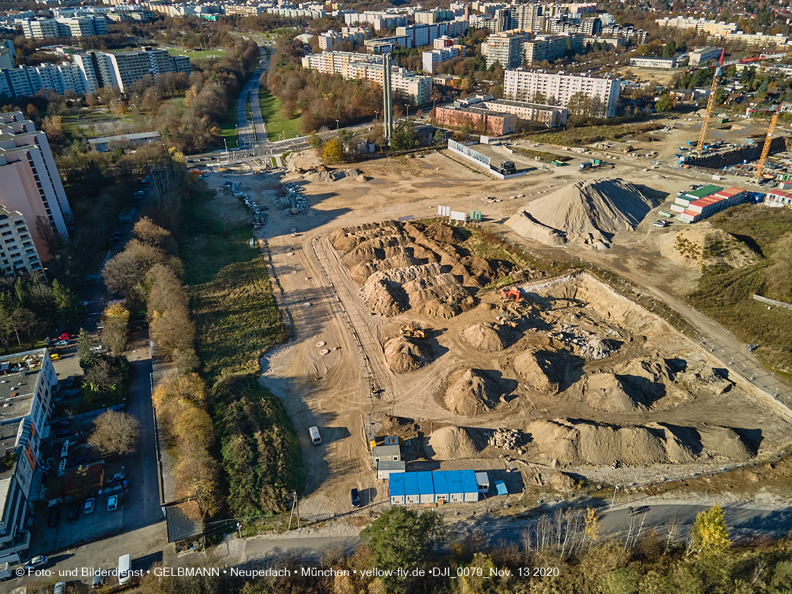 13.11.2020 - Piederstorfer Gelände und Alexisqaurtier am Karl-Marx-Ring in Neuperlach